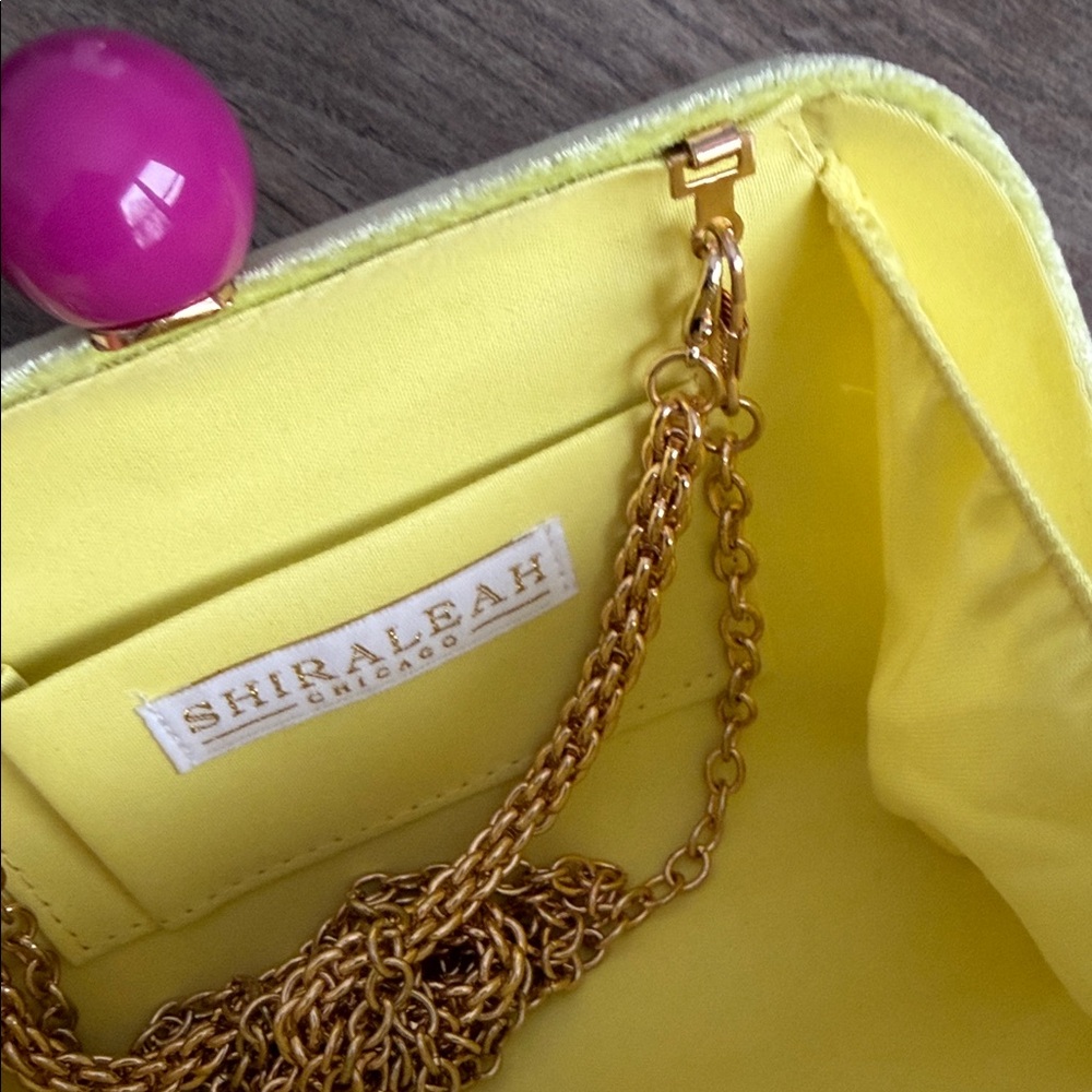Shiraleah Chicago Lime Green Clutch with Pink Accent closure - Picture 6 of 9